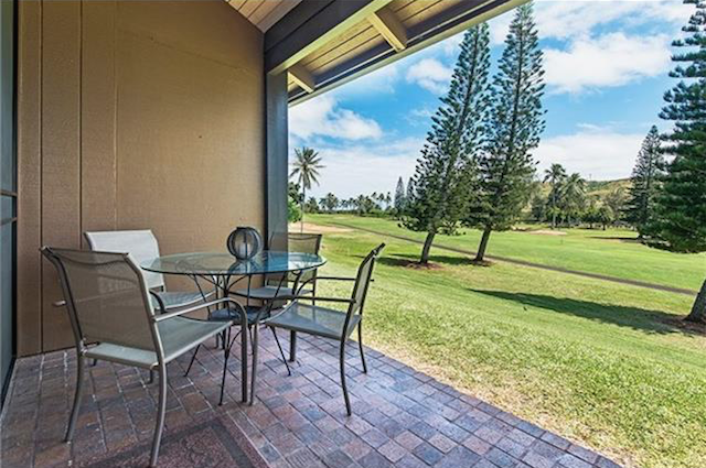 Lanai with table