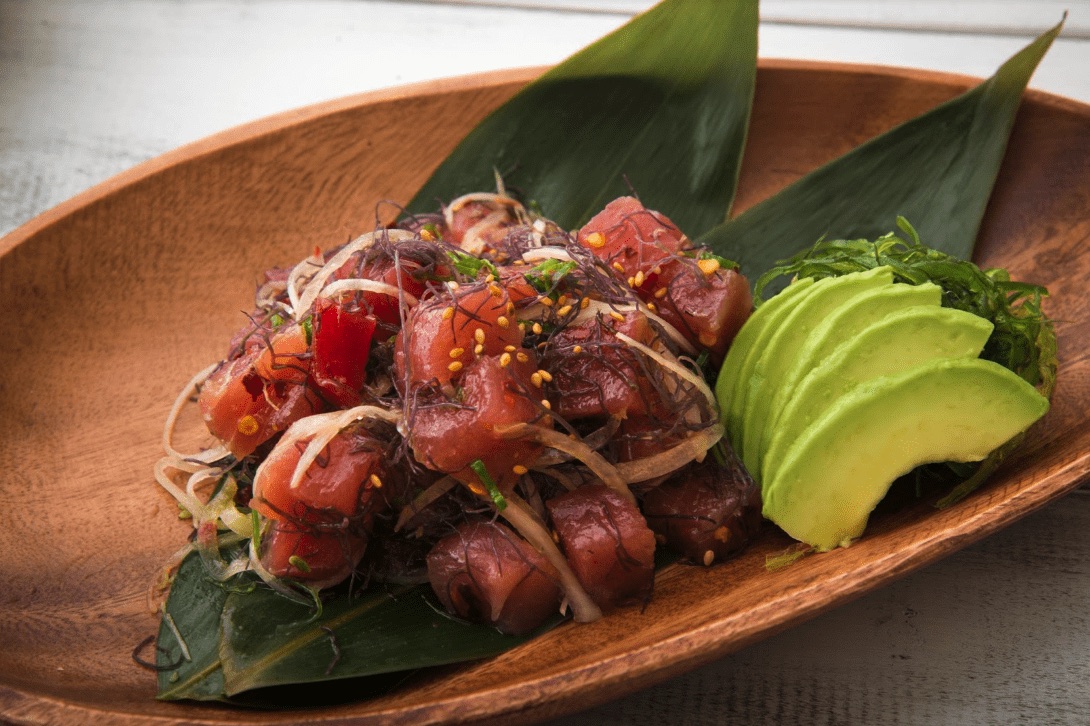 modern hawaiian poke presentation